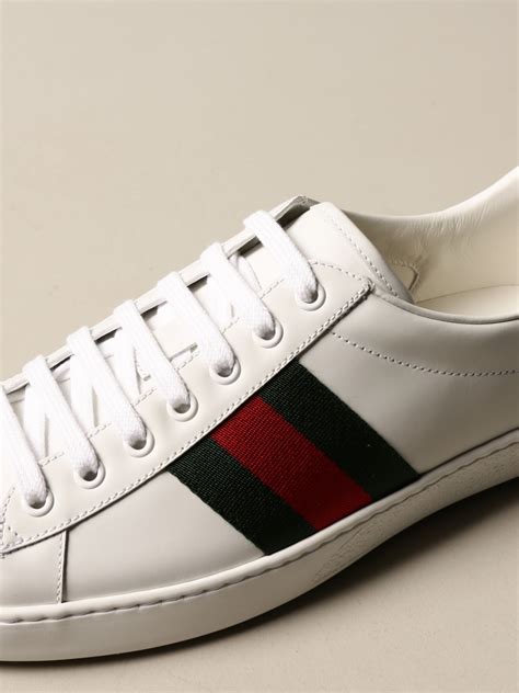 scarpe gucci uomo coj stemma|gucci sneaker bianco.